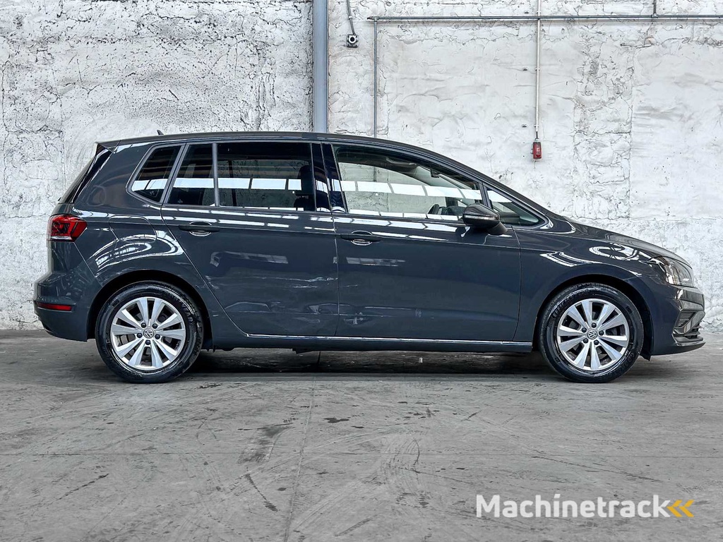 Volkswagen Golf Sportsvan 1.0 TSI Highline 110pk 2018, N-155-RT