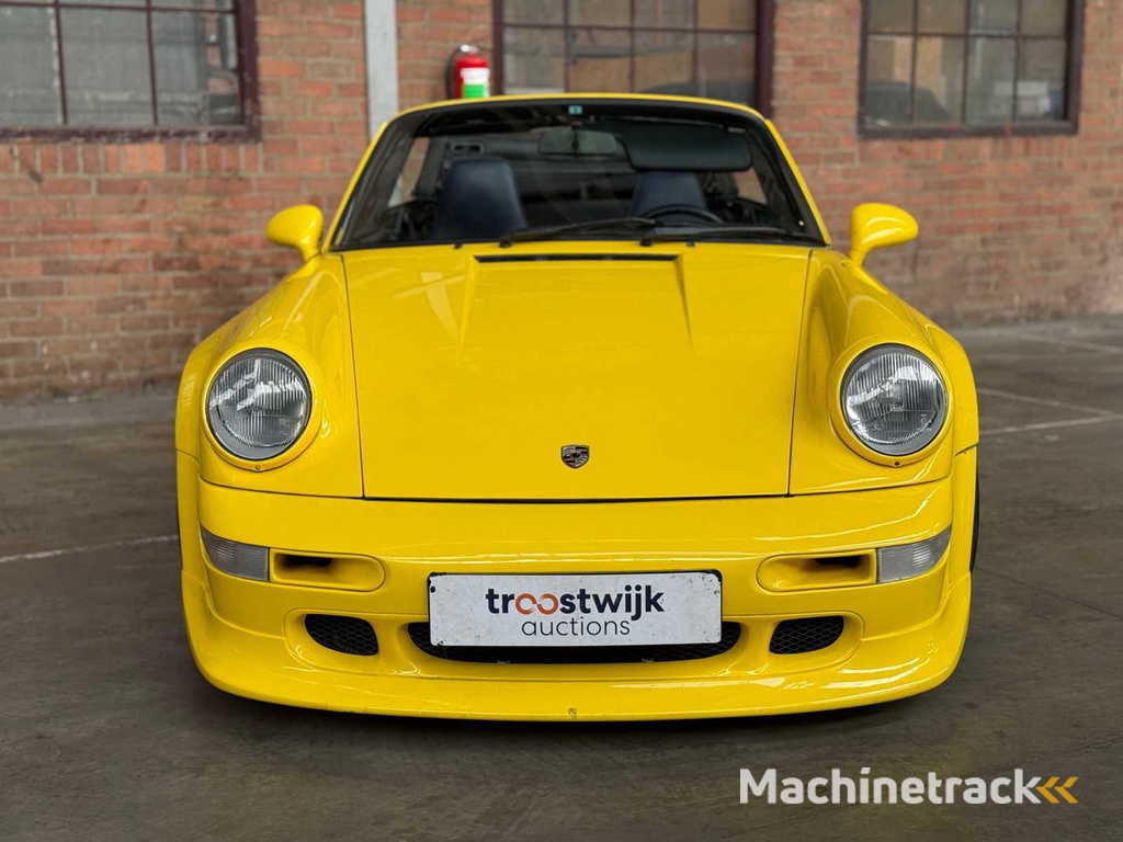 Porsche 911 964 Carrera Cabrio 250pk 1992 Youngtimer