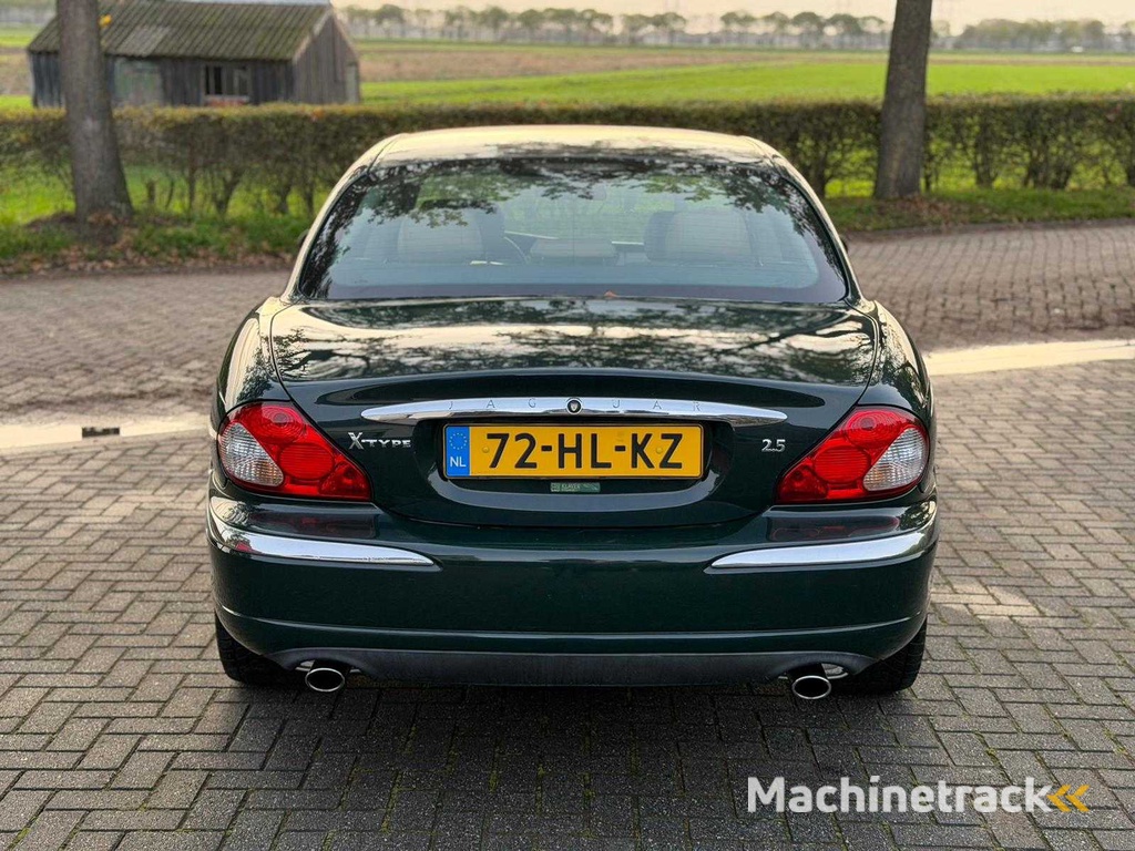 Jaguar X-type 2.5 V6 72-HL-KZ