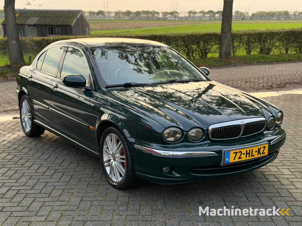 Jaguar X-type 2.5 V6 72-HL-KZ