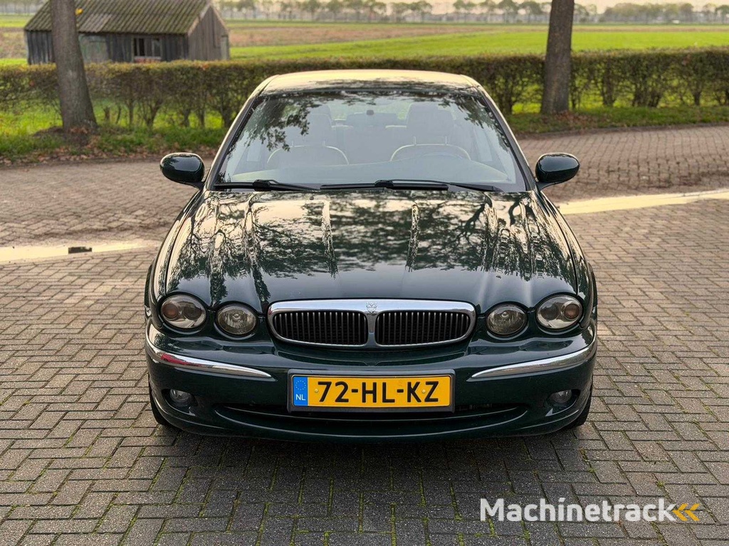 Jaguar X-type 2.5 V6 72-HL-KZ