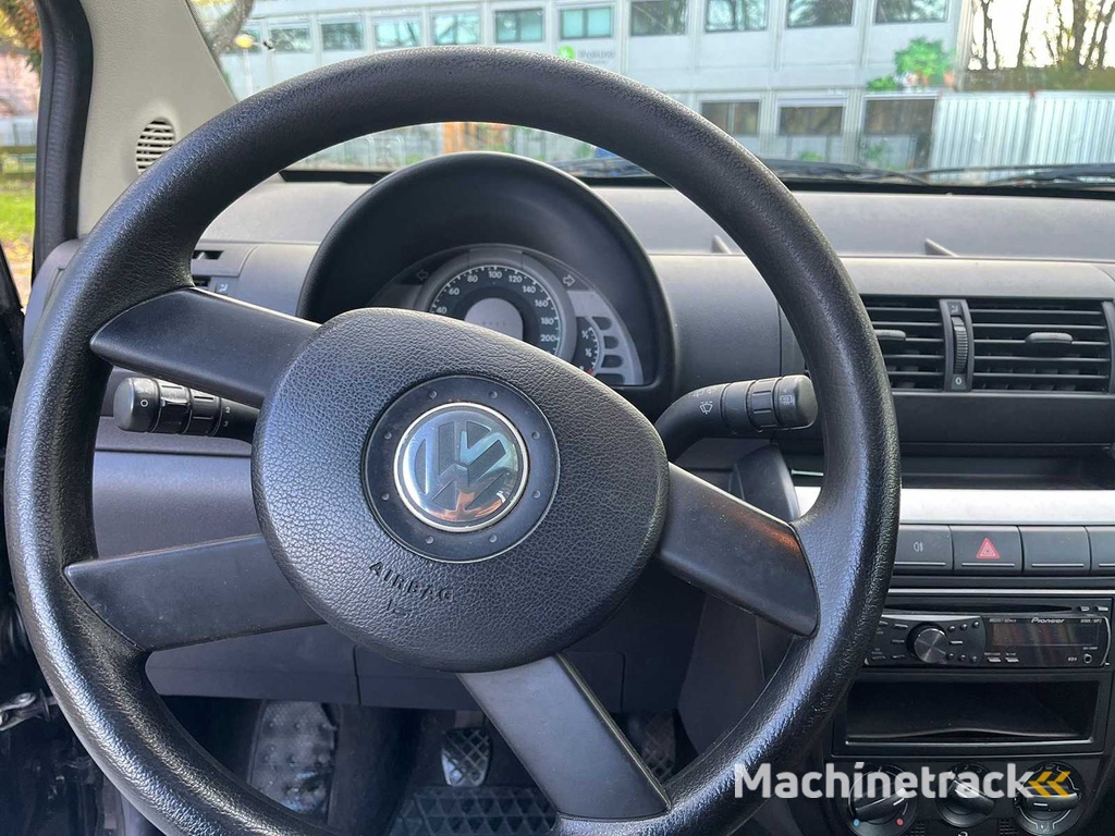 Volkswagen Fox 1.2 Trendline, 79-RZ-LR