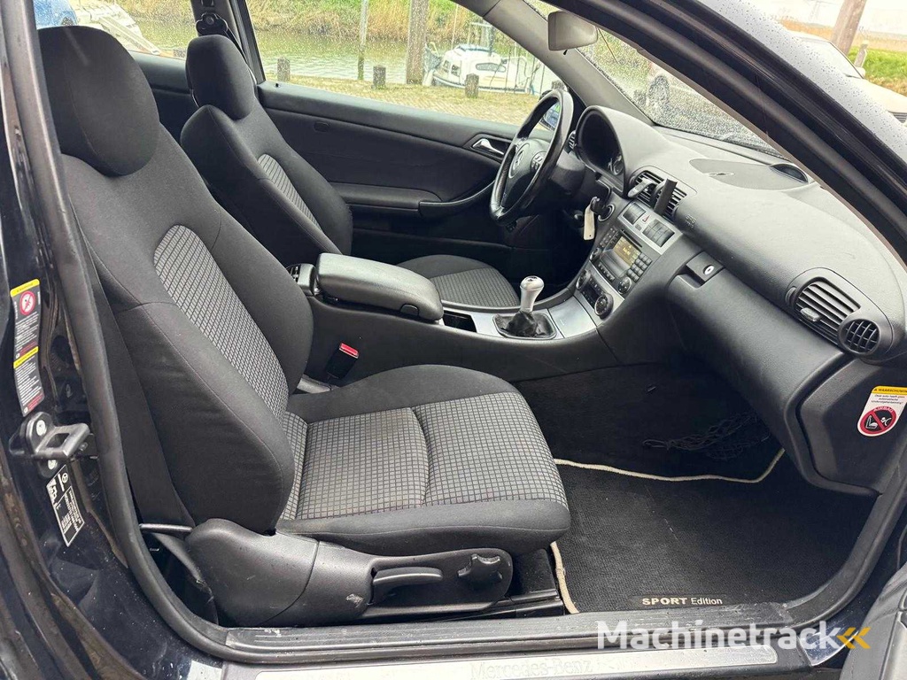 Mercedes-Benz C-klasse Sportcoupé 230 Sport Edition V6 204 pk 55-SH-GZ
