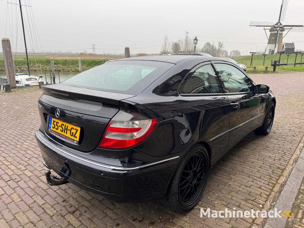 Mercedes-Benz C-klasse Sportcoupé 230 Sport Edition V6 204 pk 55-SH-GZ