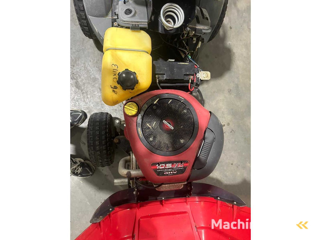 Castelgarden - xm 110 - Zitmaaier