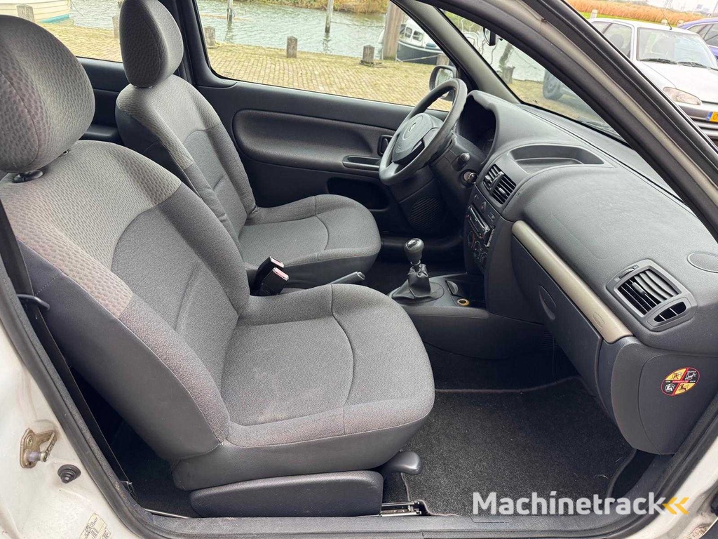 Renault  Clio  1.2-16V Auth.Airco 92-NV-GL