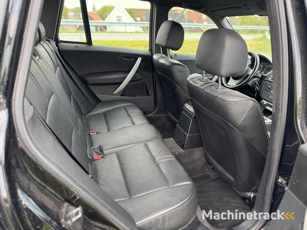 BMW X3  3.0i high exe leder automaat 19-ZB-HJ