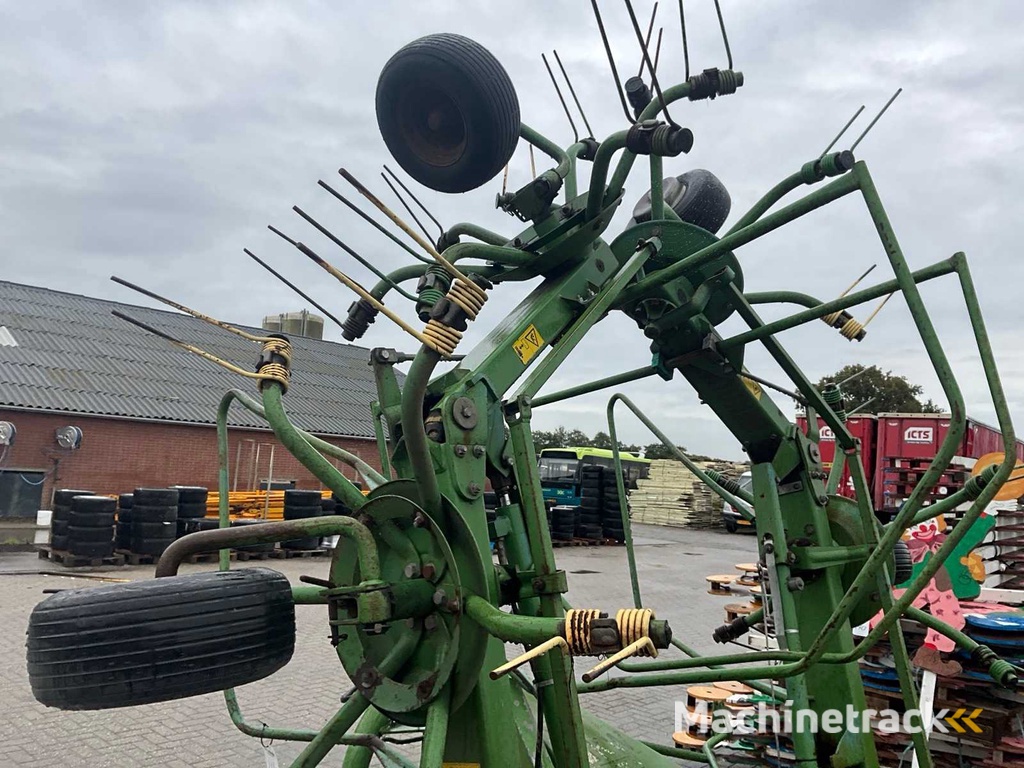 Krone KW.6.70/Y Hay tedder