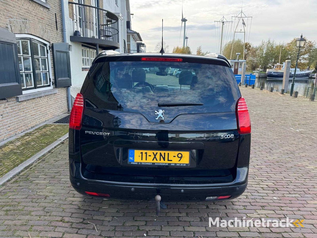 Peugeot  5008  1.6 THP Allure Pano Leder 7 persoon 11-XNL-9
