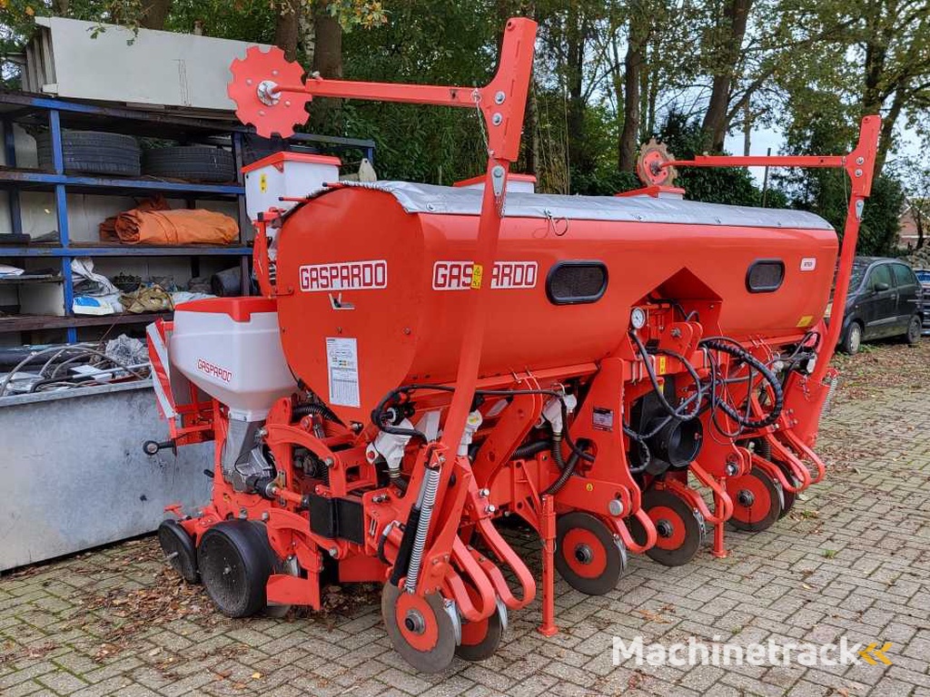 2023 Maschio Gaspardo MTER 300 6-Row Corn / Precision Seeder