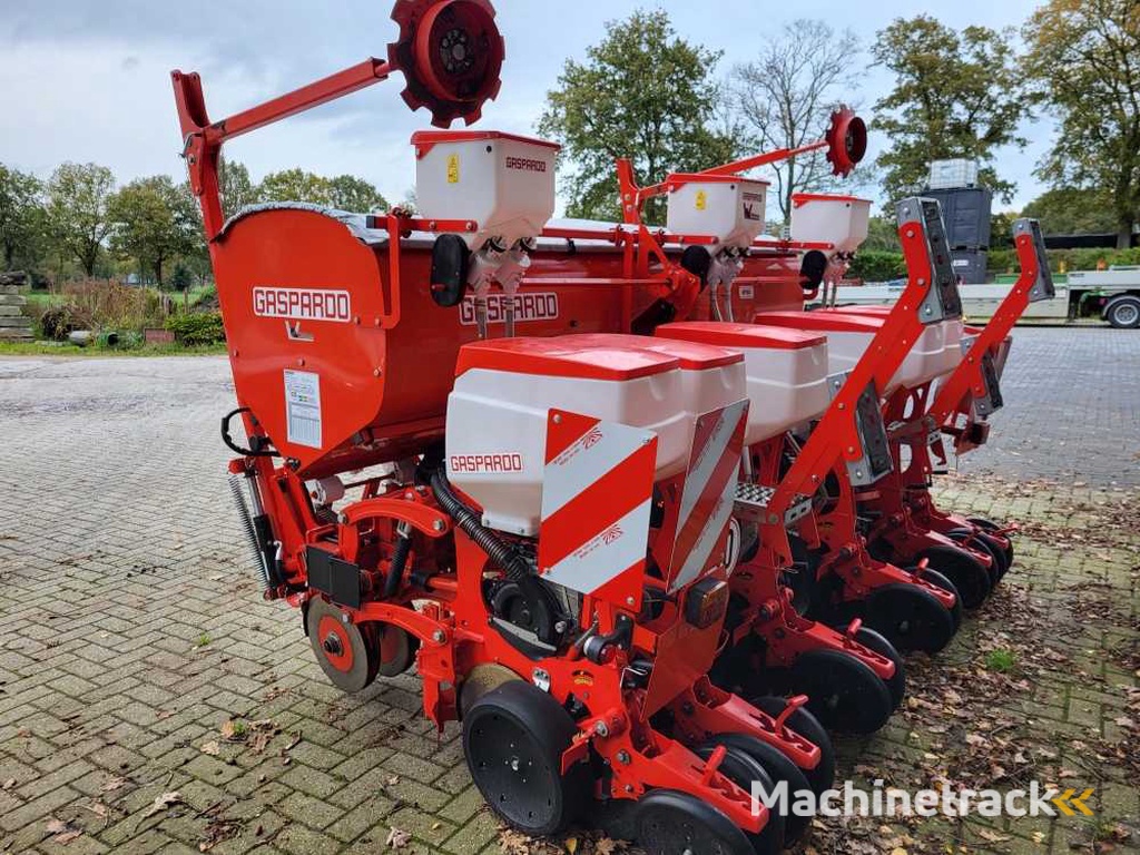 2023 Maschio Gaspardo MTER 300 6-Row Corn / Precision Seeder