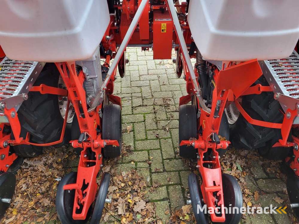 2023 Maschio Gaspardo MTER 300 6-Row Corn / Precision Seeder