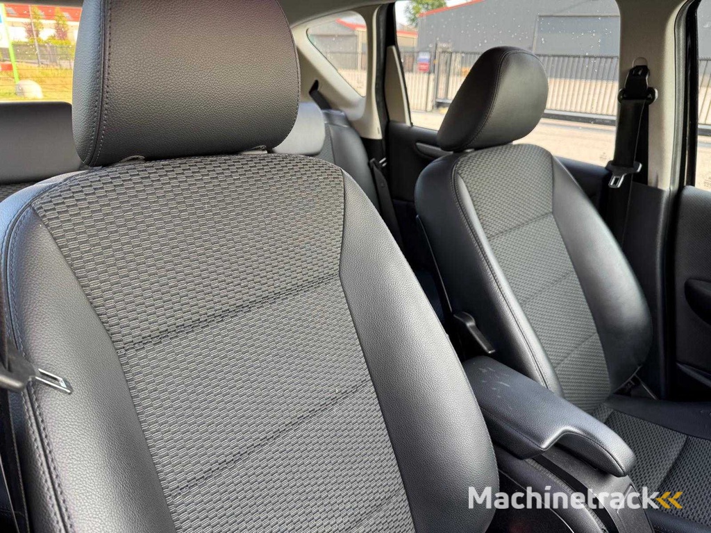 Mercedes-Benz A-klasse 180 Bns Cl. Avantgarde Automaat H-007-NN