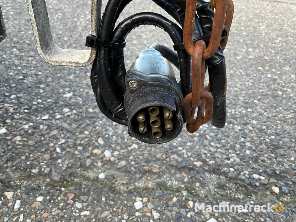 Tandemas Aanhangwagen Met 3x Grasmaaier