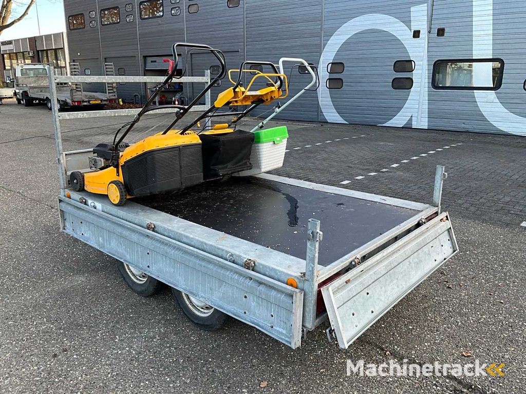 Tandemas Aanhangwagen Met 3x Grasmaaier