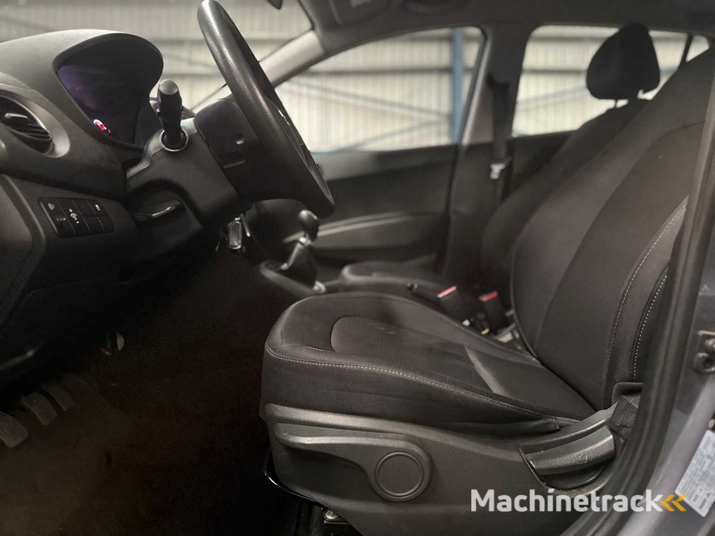 Hyundai i10 1.0i Comfort; RX-751-V