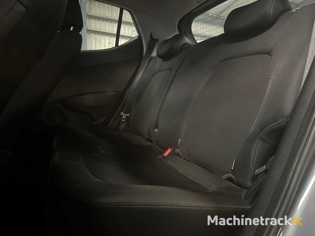 Hyundai i10 1.0i Comfort; RX-751-V