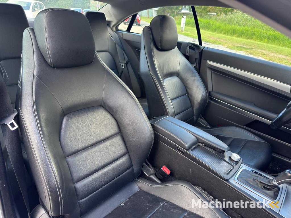 Mercedes-Benz E200 Coupé CGI Elegance Automaat; 32-SKF-4