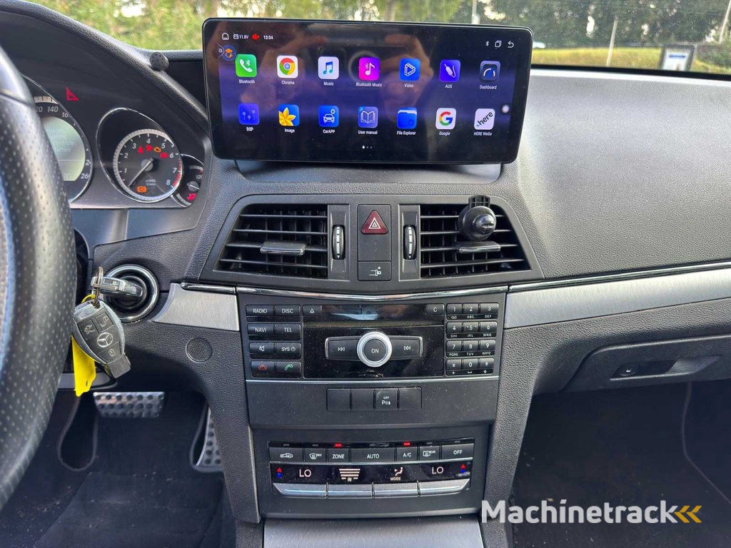 Mercedes-Benz E200 Coupé CGI Elegance Automaat; 32-SKF-4