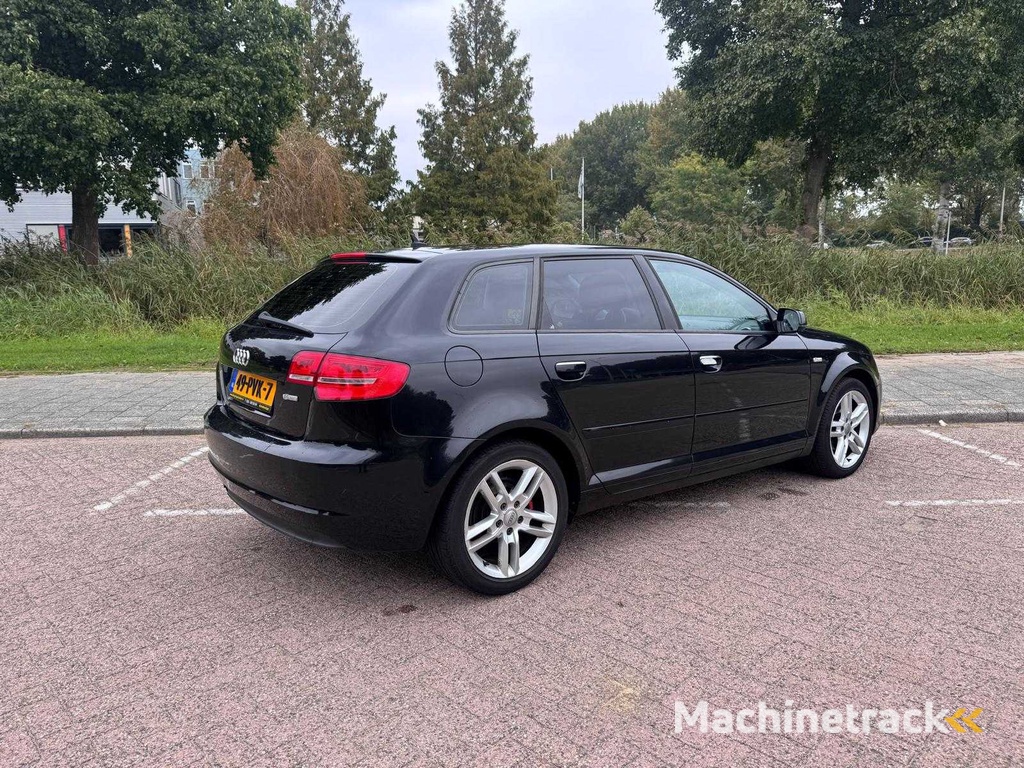 Audi A3 Sportback 1.2 TFSI Attraction Pro Line Business; 49-PVK-7