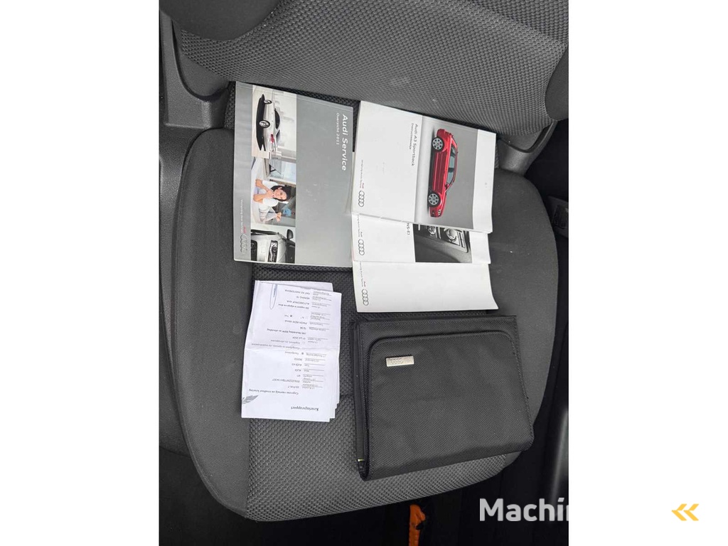 Audi A3 Sportback 1.2 TFSI Attraction Pro Line Business; 49-PVK-7