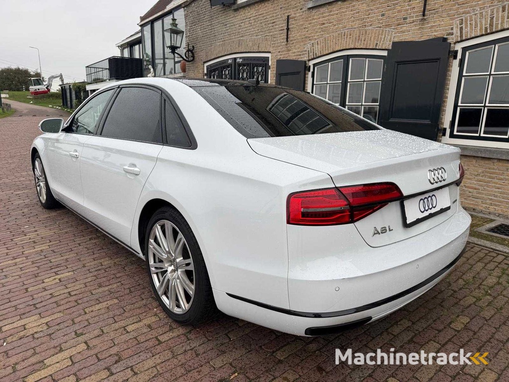 Audi  A8  3.0 TFSI q. L. ProL. Exe, 2826