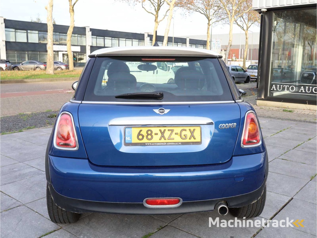 Mini 1.6 Cooper Chili 2007, 68-XZ-GX