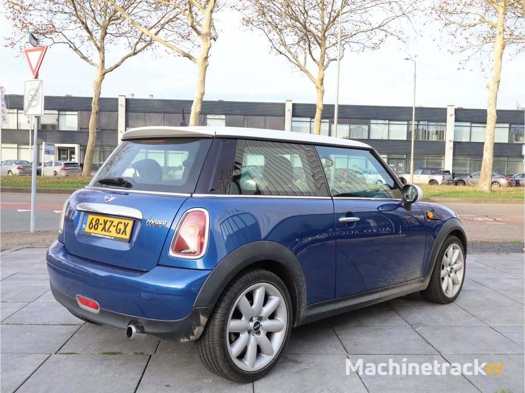 Mini 1.6 Cooper Chili 2007, 68-XZ-GX