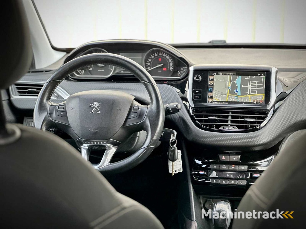 Peugeot 2008 1.2 PureTech Style  , SB-737-V