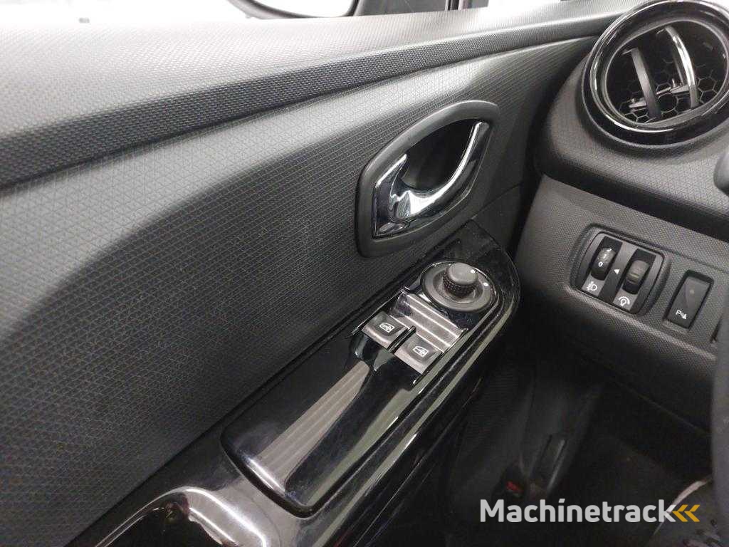 Renault Clio 0.9 TCe Expression , 1-KSV-24