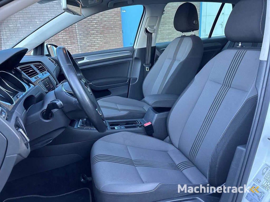 Volkswagen Golf 1.4 TSI Connected Series Car 2016 | T-420-BR