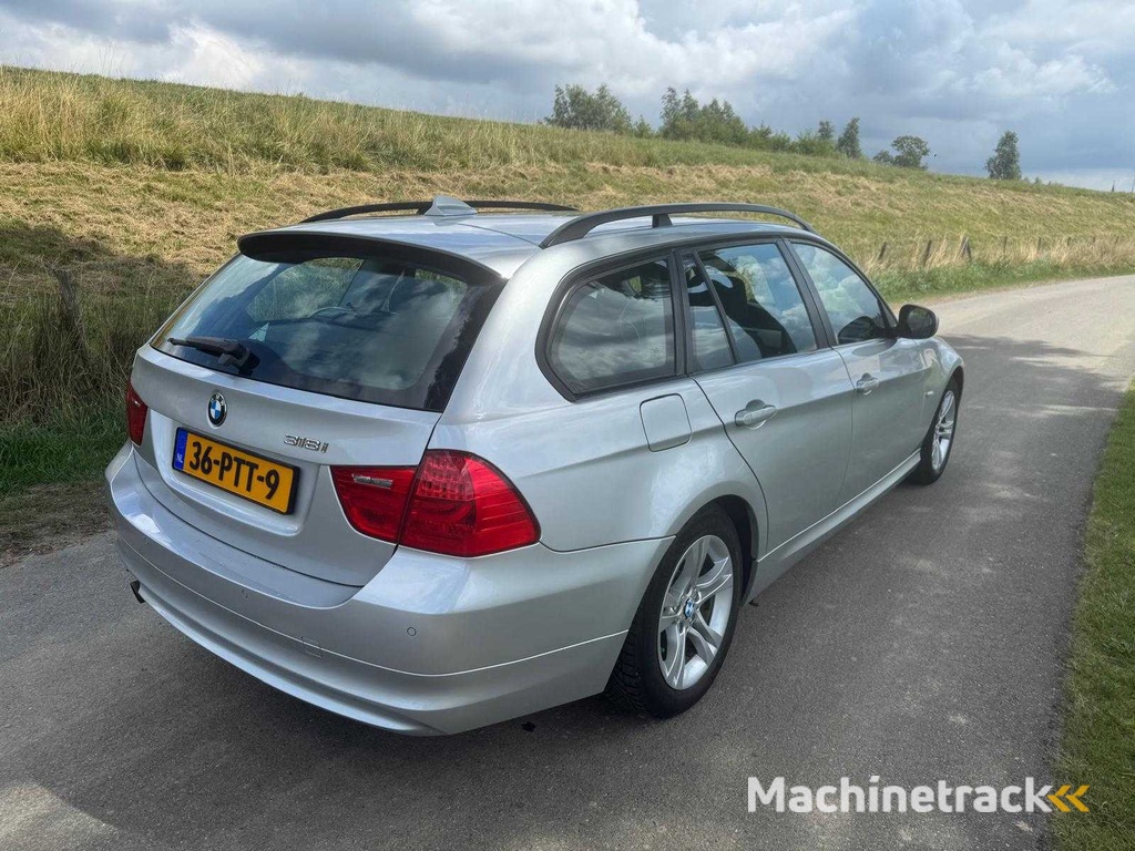BMW 3-serie Touring 318i Business Line 36-PTT-9