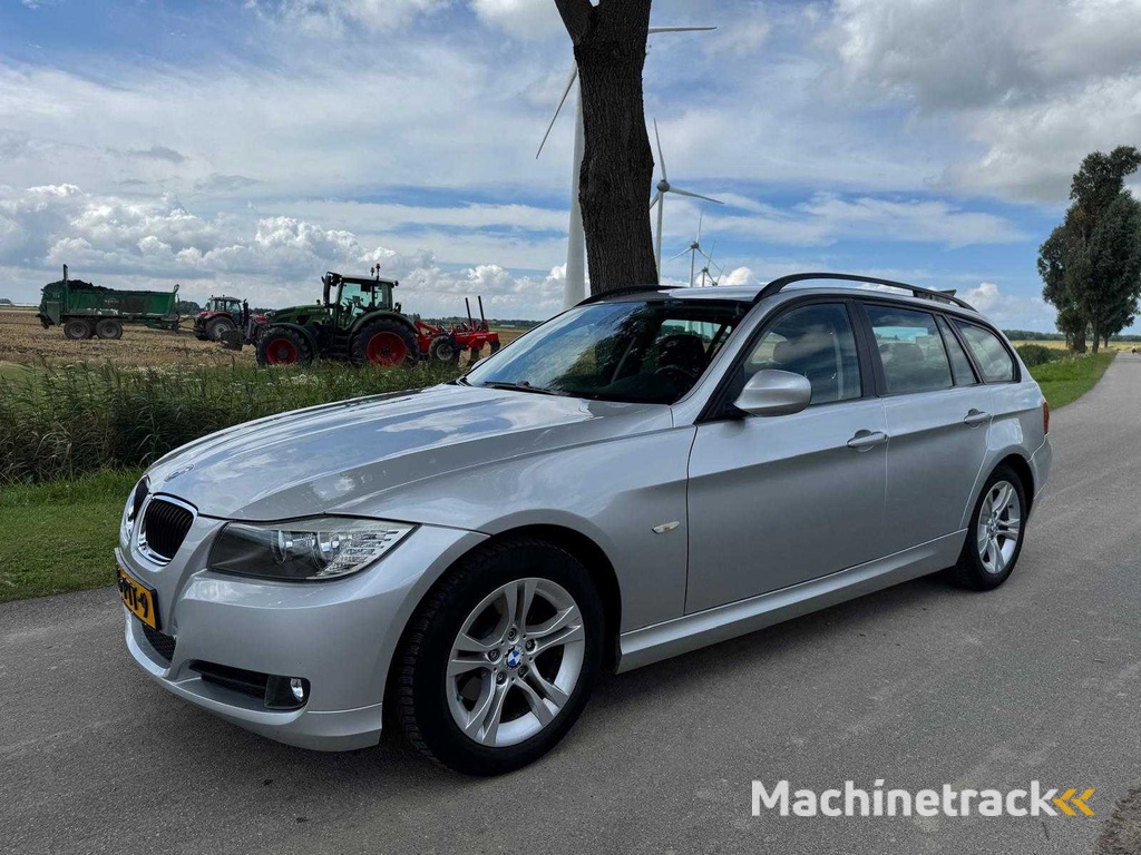 BMW 3-serie Touring 318i Business Line 36-PTT-9
