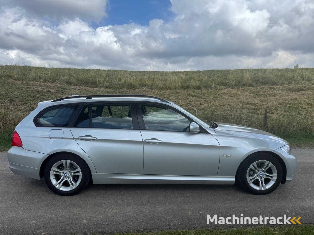 BMW 3-serie Touring 318i Business Line 36-PTT-9