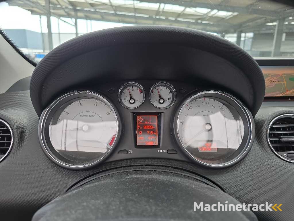 Peugeot 308 CC 1.6 Turbo Premiere; 05-JNV-5