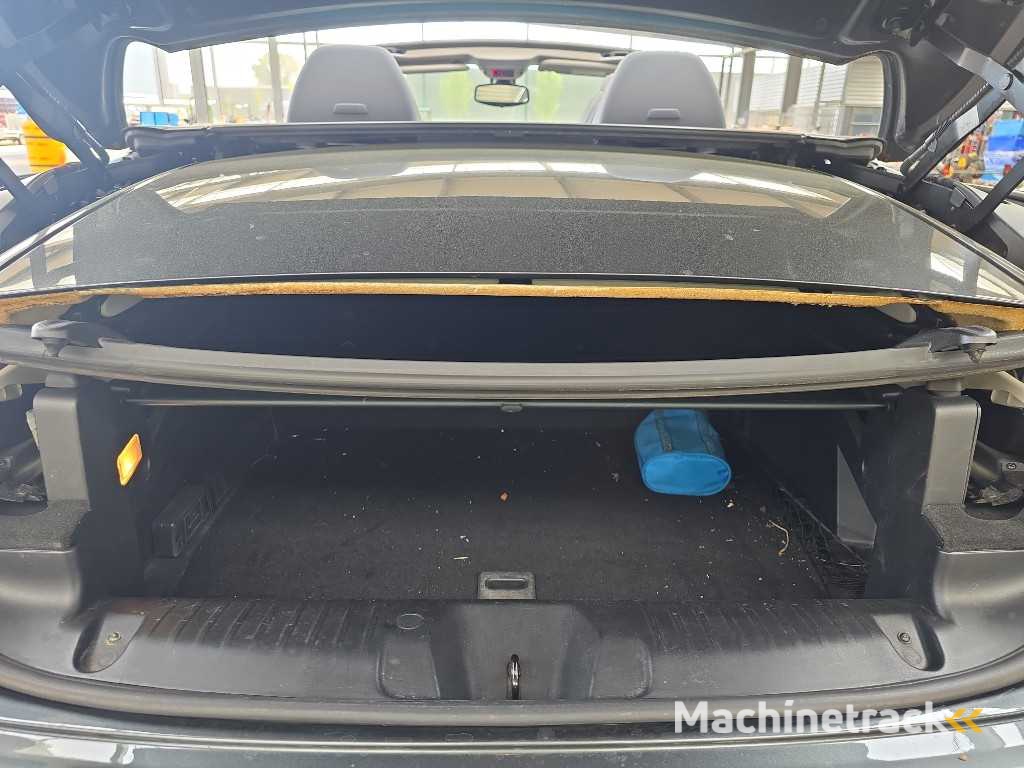 Peugeot 308 CC 1.6 Turbo Premiere; 05-JNV-5