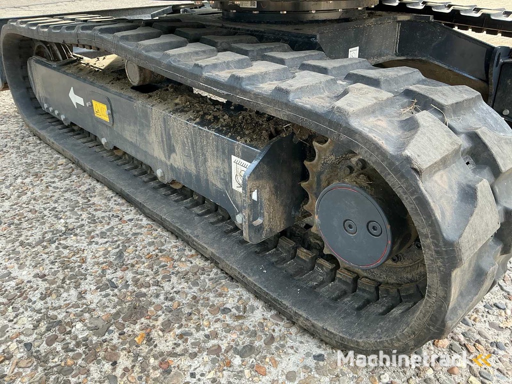 2024 Sunward SWE25UF Rupsgraafmachine