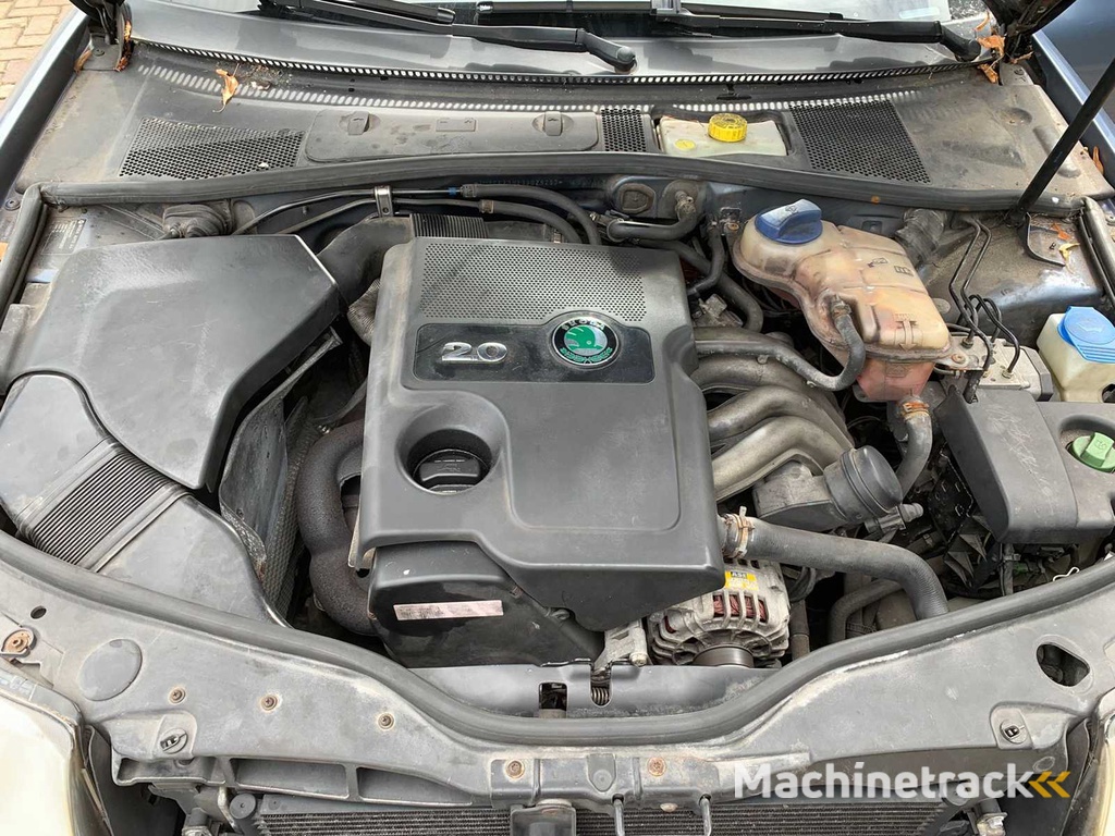 Skoda Superb 2.0 Comfort, 88-PB-JX