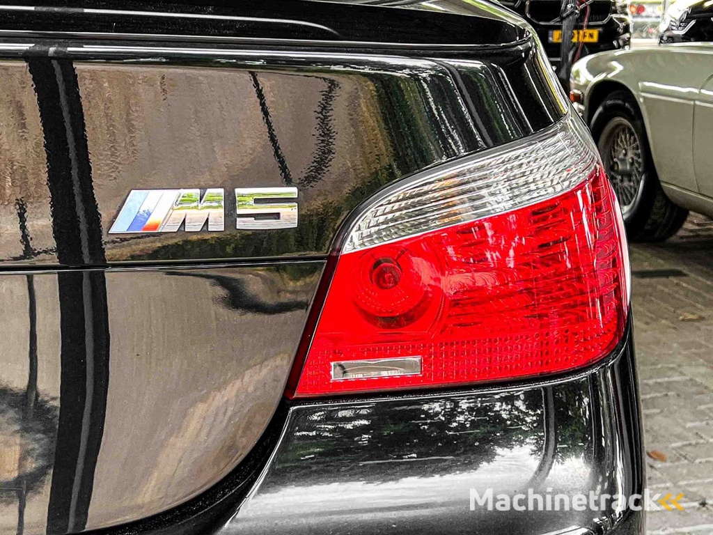 BMW M5 5.0 V10 500pk 2007 5-serie Youngtimer