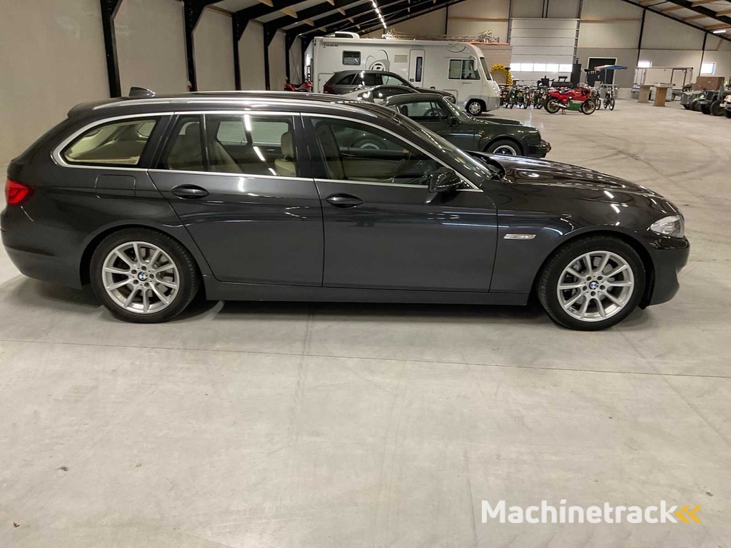 BMW 5-serie Touring 530 XD High Executive Personenauto