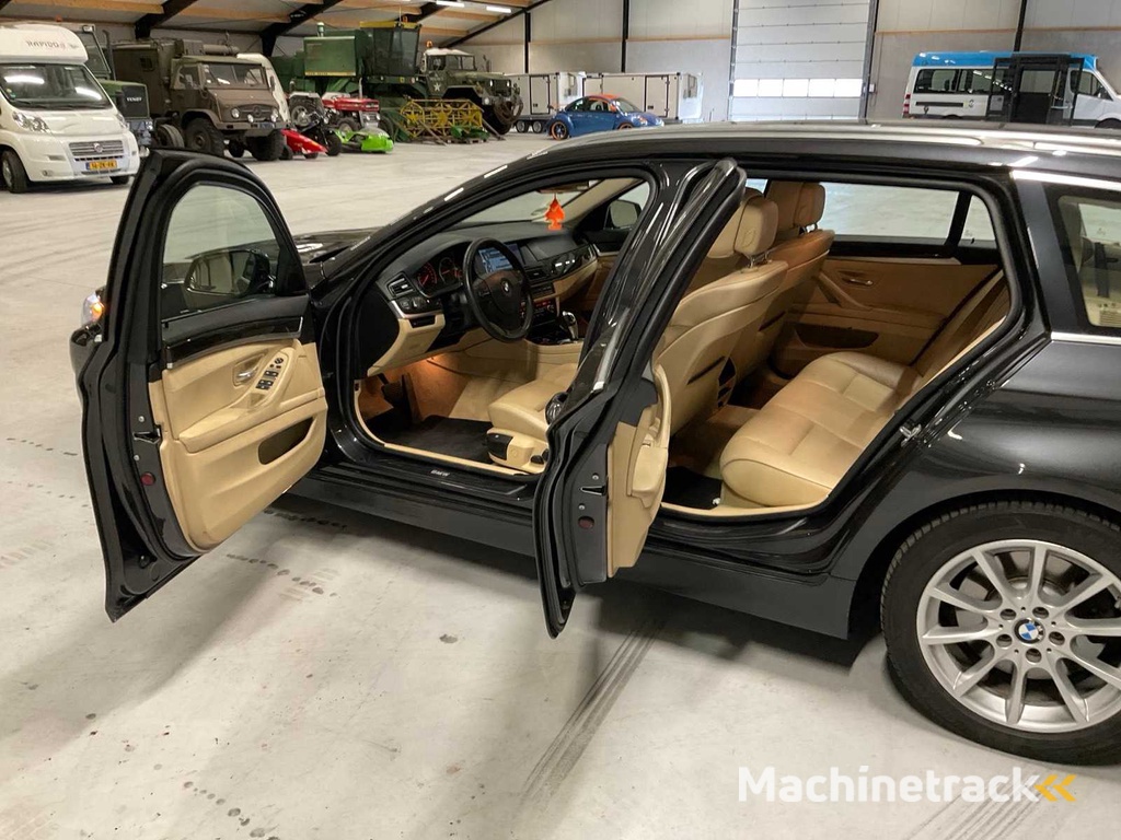 BMW 5-serie Touring 530 XD High Executive Personenauto