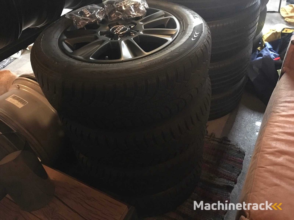 4 Stück Felgen inkl. Reifen