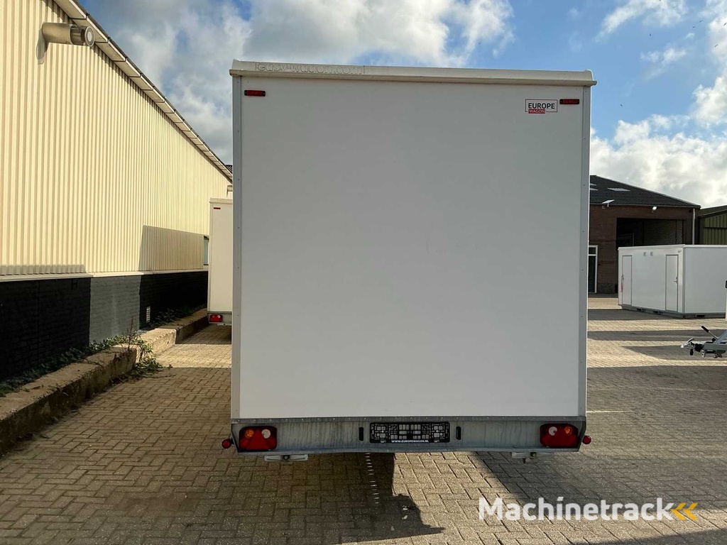 2018 Easywagen 660 Duschwagen mit 3 Duschräumen