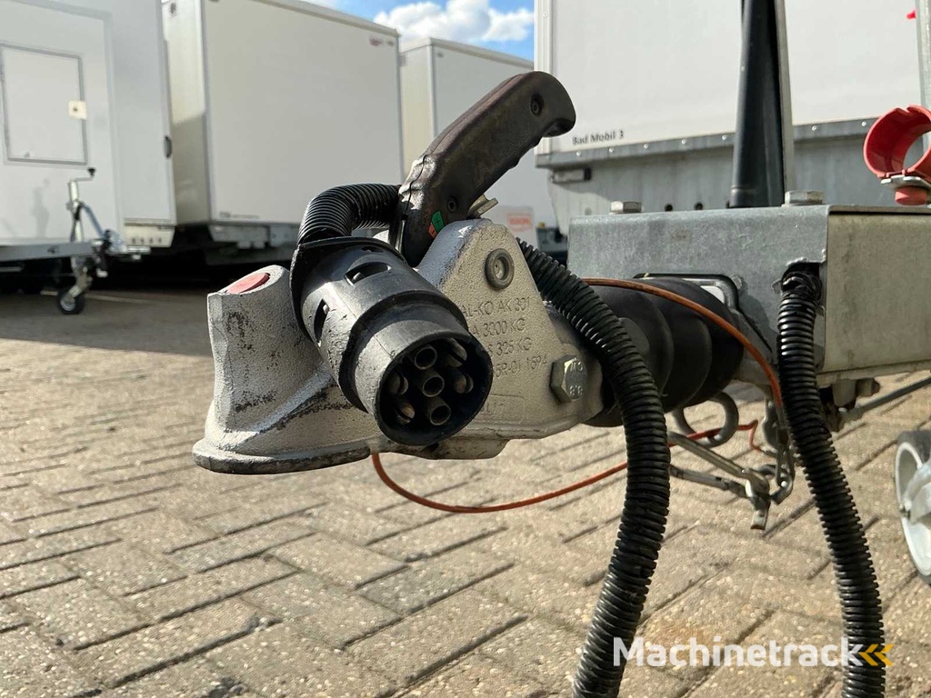 2018 Easywagen 660 Duschwagen mit 3 Duschräumen