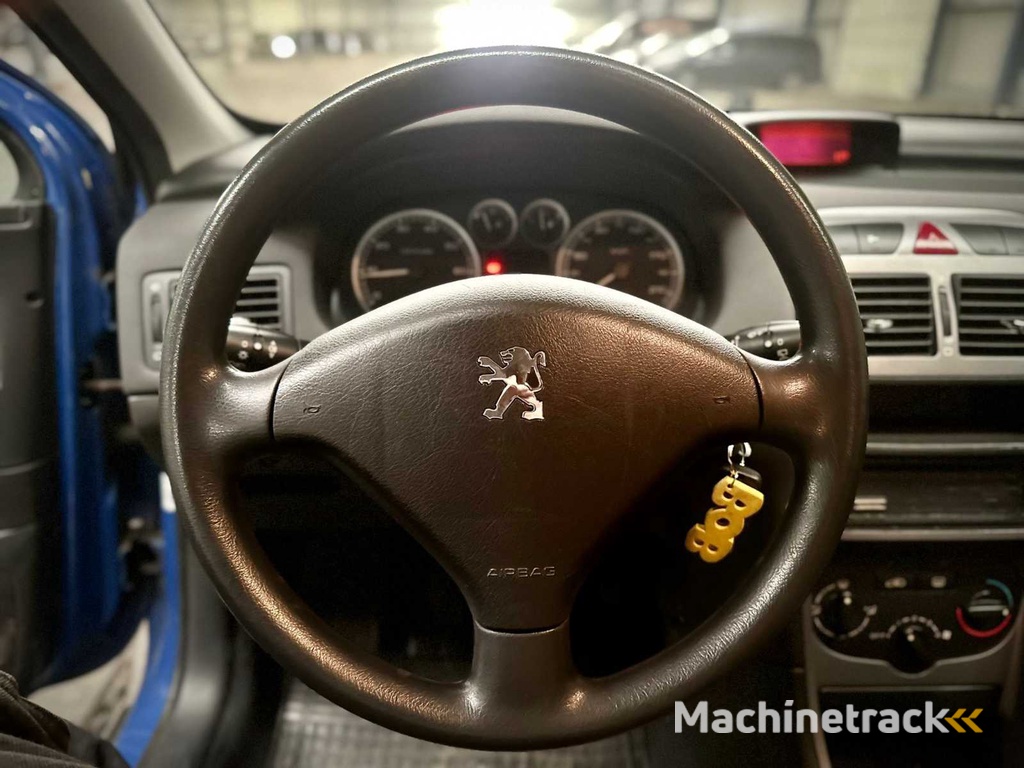 Peugeot 307 1.4 XR, JF-869-F