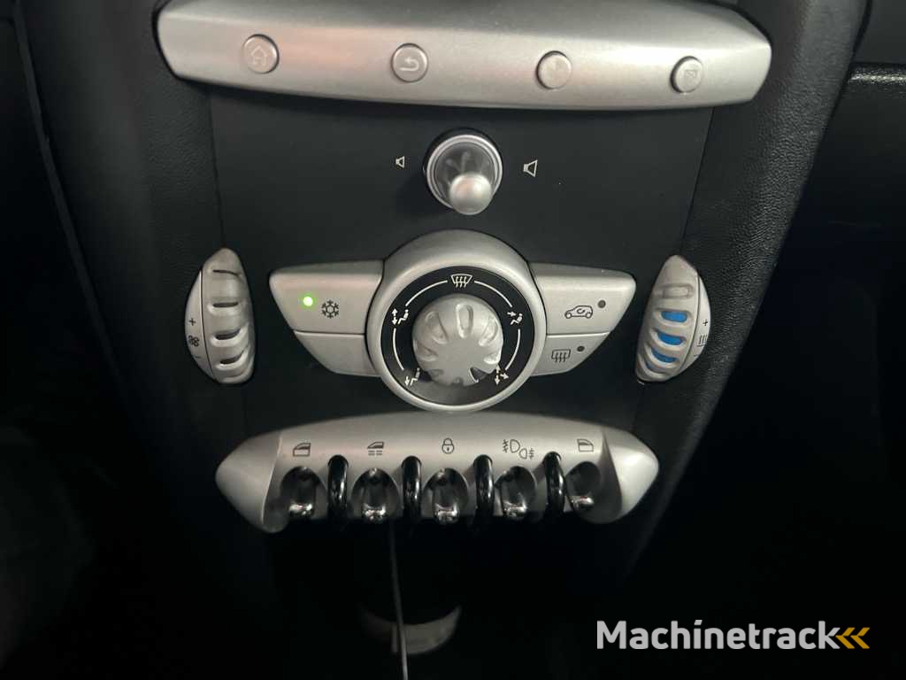 Mini Mini Cabrio 1.6 Cooper Pepper , 58-JGH-3