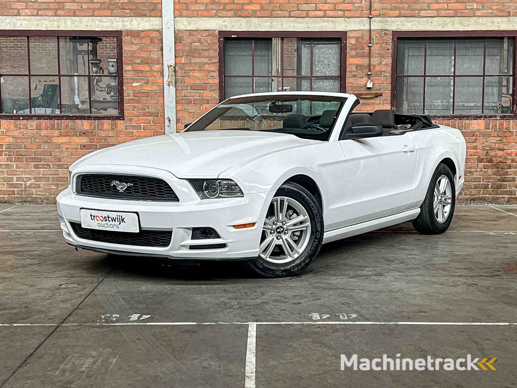 Ford Mustang Cabriolet 3.7 V6 305hp 2014