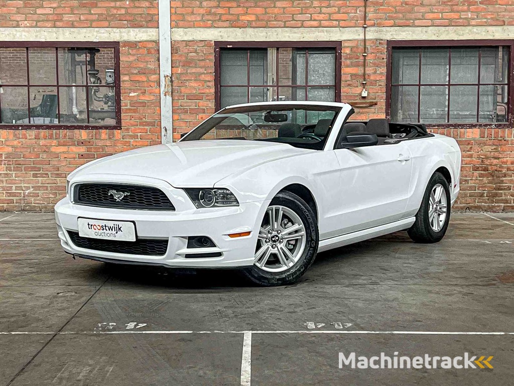 Ford Mustang Cabriolet 3.7 V6 305hp 2014