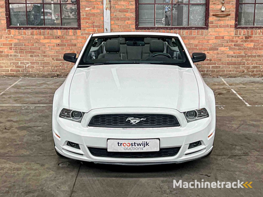 Ford Mustang Cabriolet 3.7 V6 305hp 2014