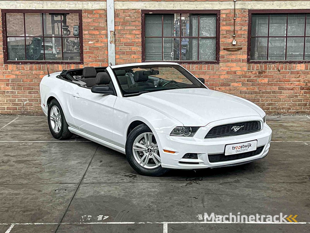 Ford Mustang Cabriolet 3.7 V6 305hp 2014